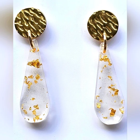 Gold leaf in resin earrings - Picture 5 of 5